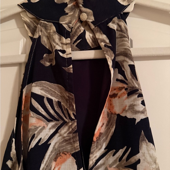 Alythea Tropical Floral Halter Dress - Picture 5 of 8